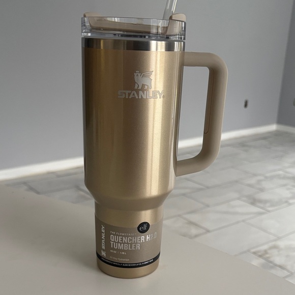 Stanley Metallic Gold Quencher Tumbler with Handle - Picture 1 of 5